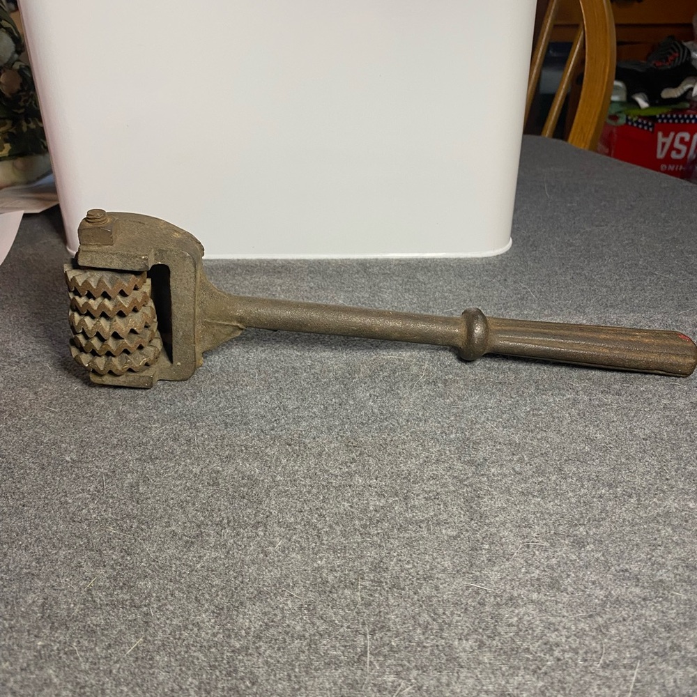 UNKNOWN Antique!